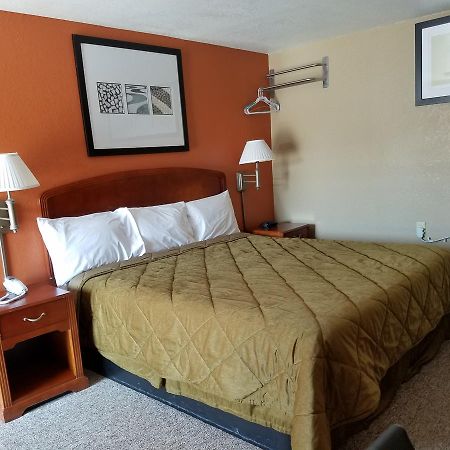 Budget Inn Chickasha Exterior photo