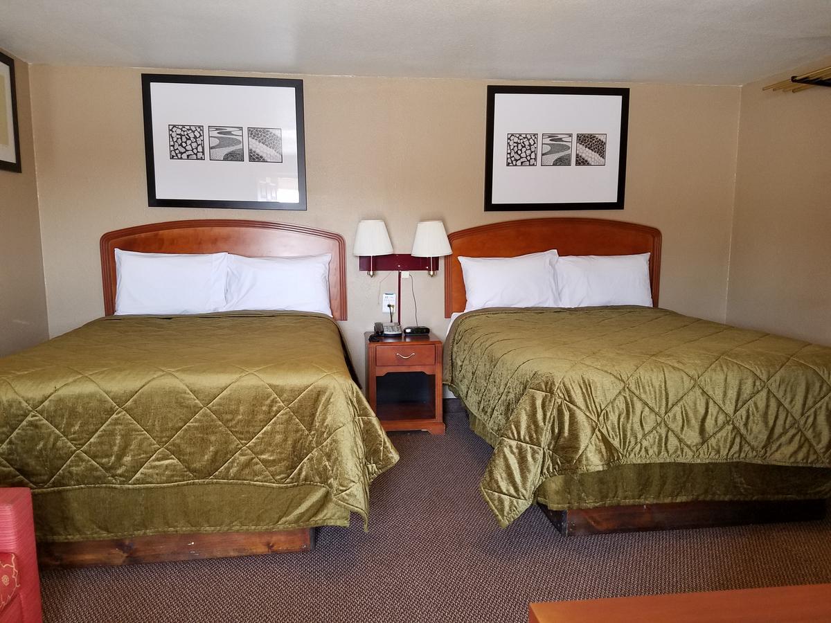 Budget Inn Chickasha Exterior photo
