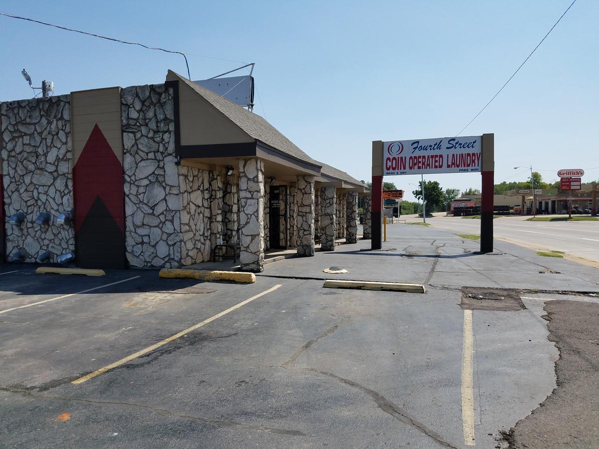 Budget Inn Chickasha Exterior photo