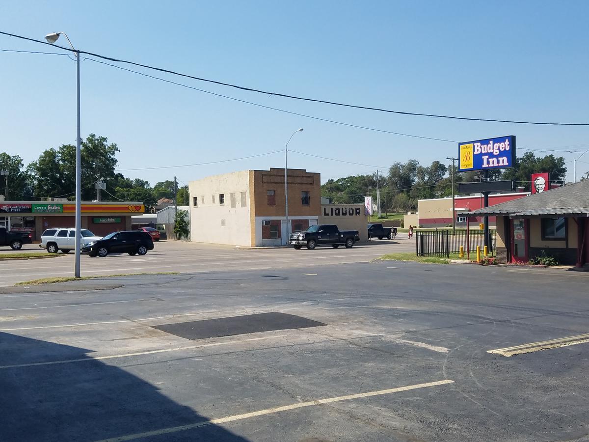 Budget Inn Chickasha Exterior photo